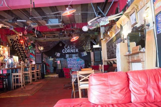 The pub served a wide range of real ales and provided live music.