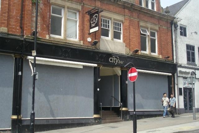 The Barleycorn was situated on Cambridge Street. Following closure this pub was later used as the City Bar and Henrys Bar.