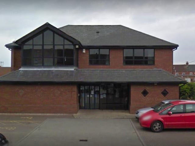 Number of registered patients: 16,655. Address: Chestnut Avenue, Carcroft DN6 8AG