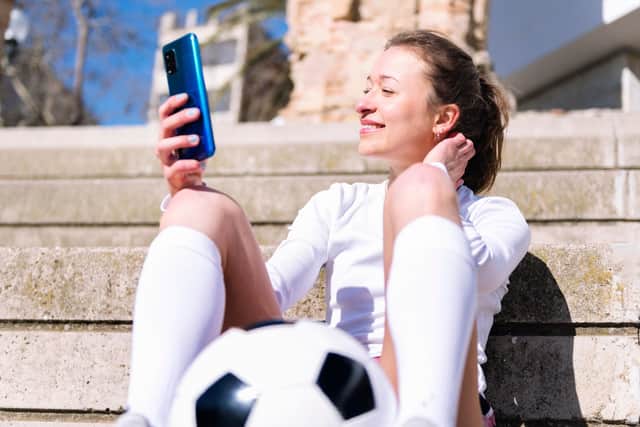 Upgrade your phone without breaking the bank. (Picture: Raul Mellado/Adobe)
