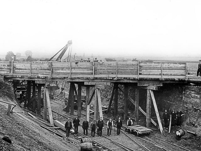 Tickhill railway bridge under construction