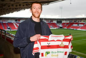 Tom Anderson has signed a new two-and-a-half year contract with Doncaster Rovers.