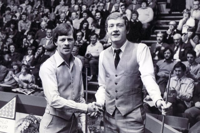 Alex Higgins and Steve Davis in the final of the World Snooker Championship in 1981 at Sheffield’s Crucible Theatre.