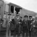 Mallard 3rd July 1938. L to R - Fireman T Bray, Driver J Duddington, both based at Doncaster shed, Inspector 'Sam' Jenkins from LNER Head Office, and Guard Henry Croucher of Kings Cross
Photographer