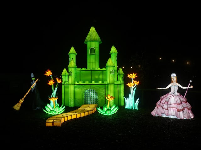 Yorkshire Wildlife Park winter illuminations 2025