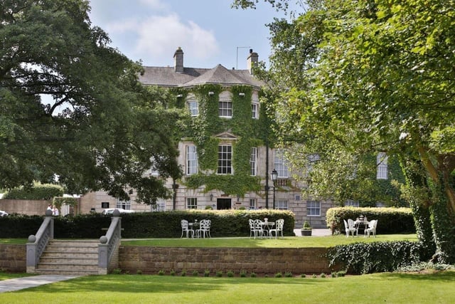 £70 per night | Customer Score: 8.3 | 1,246 Reviews