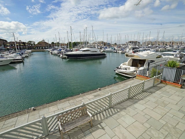 It comes with a garden, two of the bedrooms are en-suite and has been recently decorated.