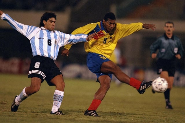 The legendary Ecuador striker, dubbed El Tanque by adoring fans, was unable to replicate his international form for Hibs