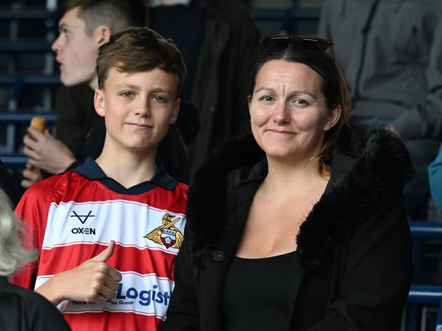 Doncaster Rovers slipped to a third league defeat in a row after a narrow loss at Luton.