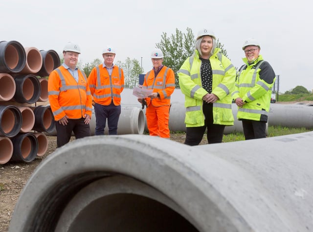 Mick Carter of Fulcrum, Alistair McLoughlin of Waystone Hargreaves Land LLP, David Bend of Hargreaves Land, Deborah Heary and Andrew Cook of Fulcrum on site at Unity