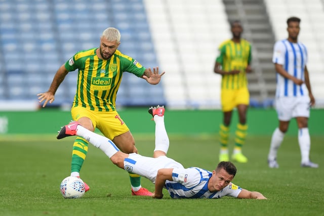 Both Cardiff City and Derby County are believed to have been keen on signing West Brom striker Charlie Austin in the last transfer window, but the player's wage demands scuppered the chances of a deal. (The Athletic)