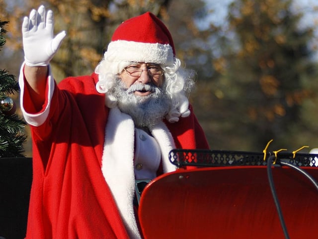 The grotto visit includes a reindeer hunt around the store, pictures on Santa’s sleigh and a private family audience with Santa Claus with a photo memento of your visit.
You can book online. (www.harpinsgardens.co.uk)