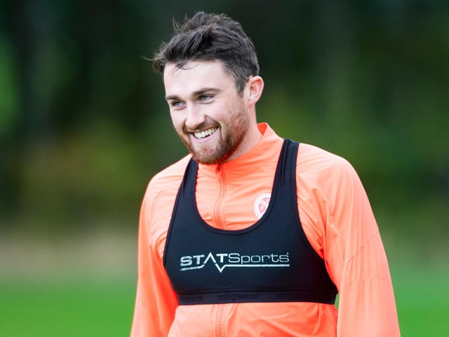 Former Celtic striker Frank McAvennie believes Celtic would be annoyed if Rangers sign Hearts star John Souttar. The centre-back has been tenuously linked with the Ibrox side. McAvennie said: I know it would annoy Celtic fans too. He’s a good player, he dominates in the air. He would be a great signing, there’s no doubt in my mind.” (Football Insider)
