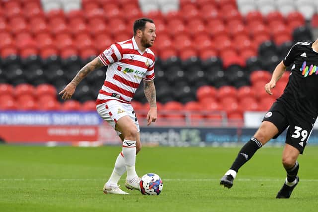 Lee Tomlin in action for Doncaster Rovers.