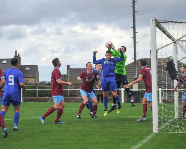 Rossington drew 3-3 at Emley AFC. Photo: Russ Sheppard/Offthebenchpics