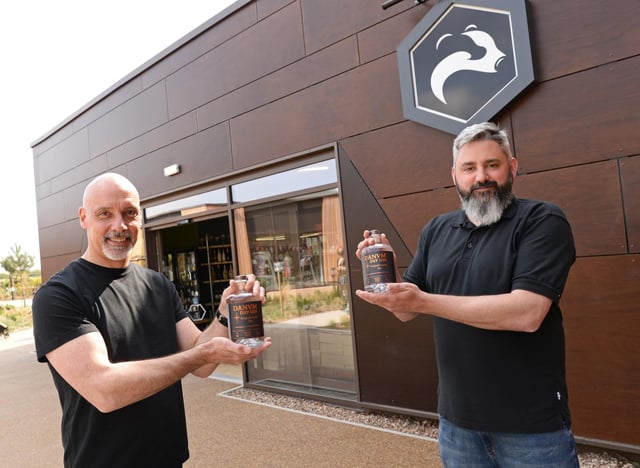Paul Stillings and Carl Lindley, pictured with their Danvm Dry Gin.