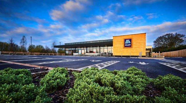 Aldi has become the latest supermarket to commit to removing single-use plastic from all its own-brand tea bags by the end of 2021.