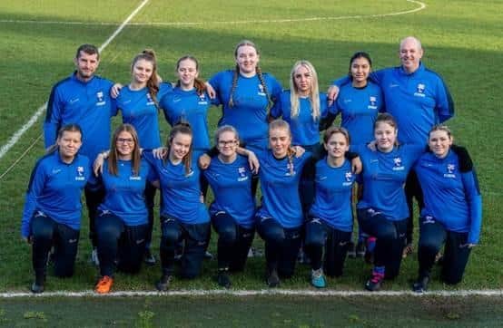 U18s girl team and coaches.