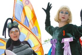 Kathleen Downie and Gwen Hales at the 2007 pride event.