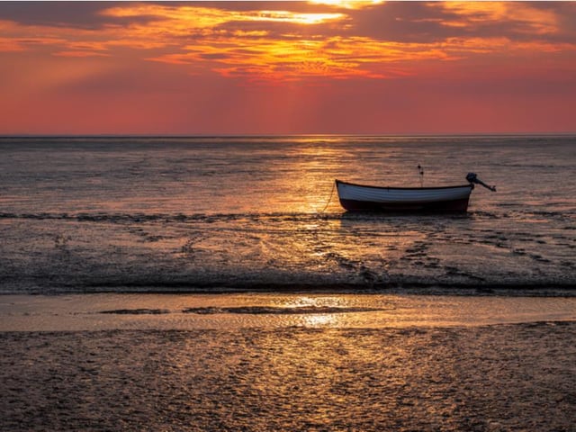 Nestled in Kings Lynn, this long stretch of beach in Norfolk faces the west, giving it some of the most impressive sunsets, and boasts an RSPB nature reserve just behind it.