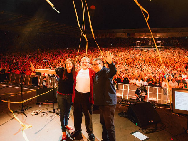 Paul Heaton and Jacqui Abbott with Alex Moore of The Lathams at Doncaster by Anthony Mooney