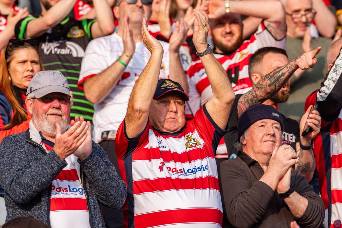Können Sie einen Doncaster Rovers-Fan, den Sie kennen, in der ...