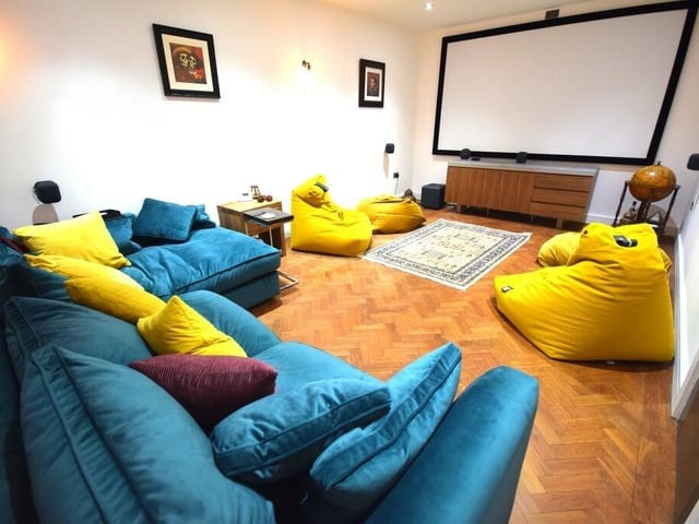 A versatile cinema or sitting room.