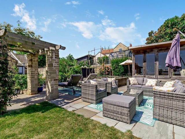 Great outdoor entertaining space.