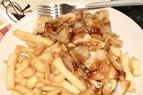 Chicken and mushroom with chips.