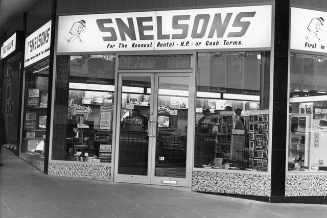 Snelsons (Yorkshire) Ltd, television sales, servicing and installation, Moorhead, 1965