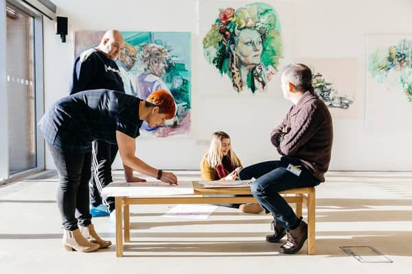darts' Creative Directions participants being inspired by the gallery - image credit James Mulkeen.