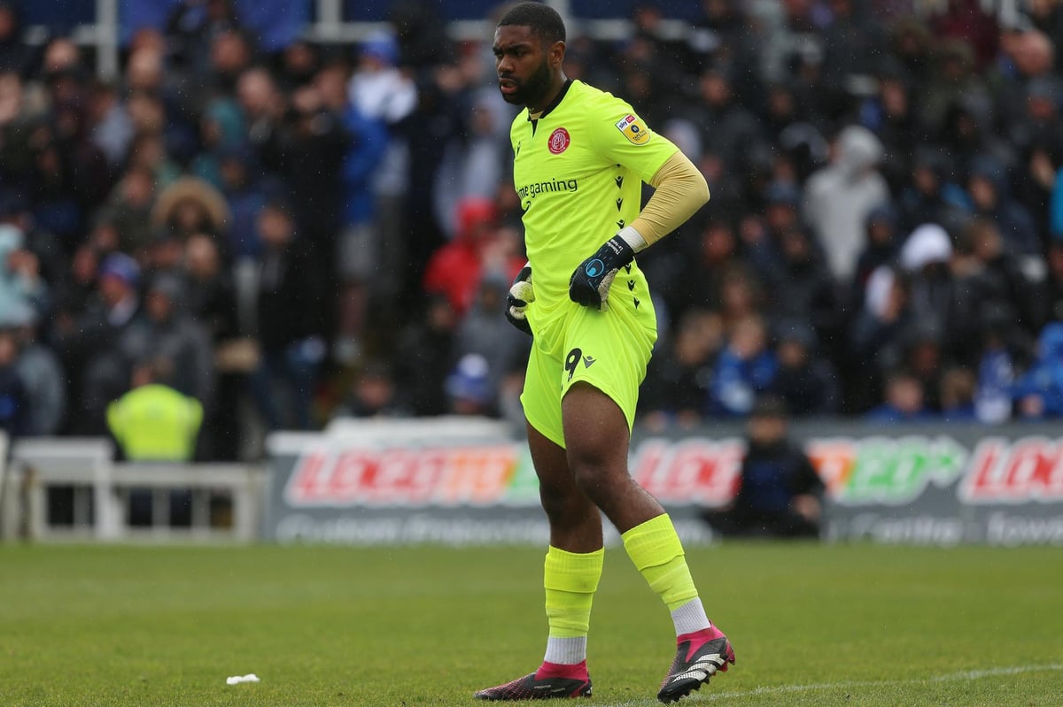 Doncaster Rovers complete deadline day swoop for Championship goalkeeper