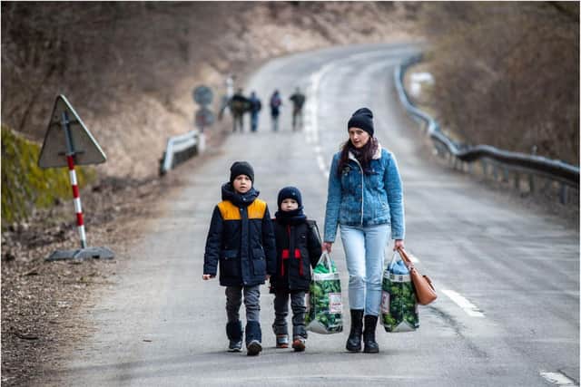 Refugees from Ukraine are being hampered in their bid to come to the UK by red tape. (Photo: Getty).