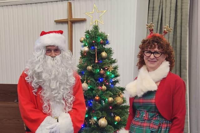 Dedicated carers ensure a Doncaster man has a special Christmas funeral.