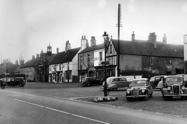 A view of Bawtry, Doncaster, December 1951