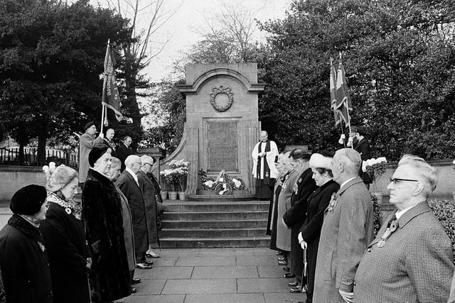 Laying the wreaths in 1968.