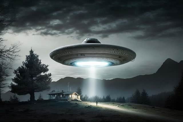 UFO sightings surge across the UK: here's what you should do if you see one. Credit: Pixabay