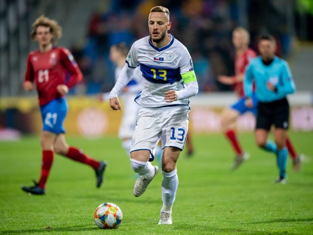 Napoli’s Kosovo international defender Amir Rrahmani has claimed that he had an offer from Celtic before making the switch to Naples. The player signed for Italian club Hellas Verona from Dinamo Zagreb for less than £2m but within six months had earned a huge move to Napoli. (Super Sport)