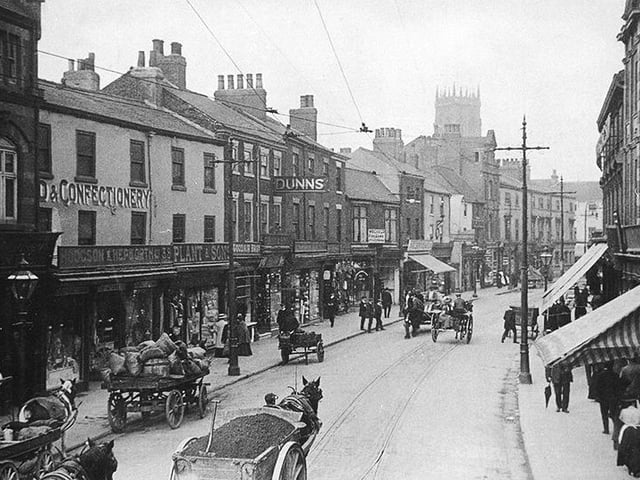 An old view of St Sepulchre gate circa 1905