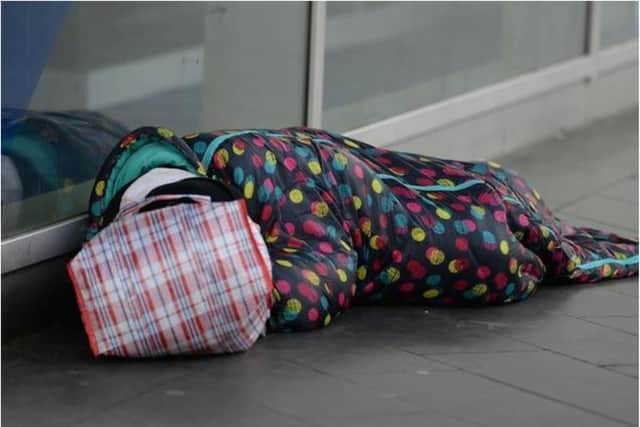 Police have issued guidance on how people can help beggars in Doncaster this Christmas.
