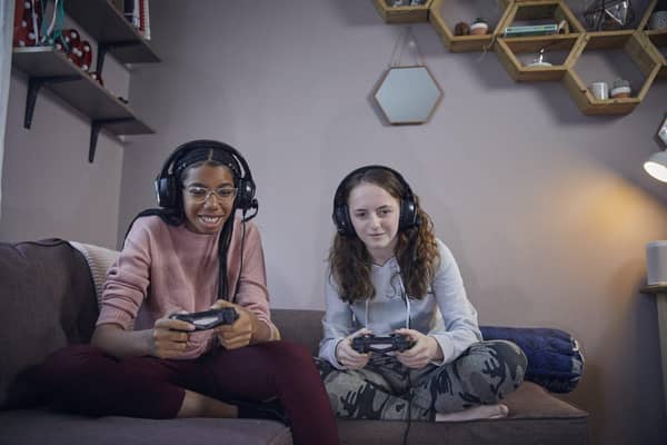 Campaign highlights dangers of online gaming. Picture posed by models.