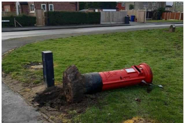 A post box thief was stopped in his tracks after a dramatic police chase.
