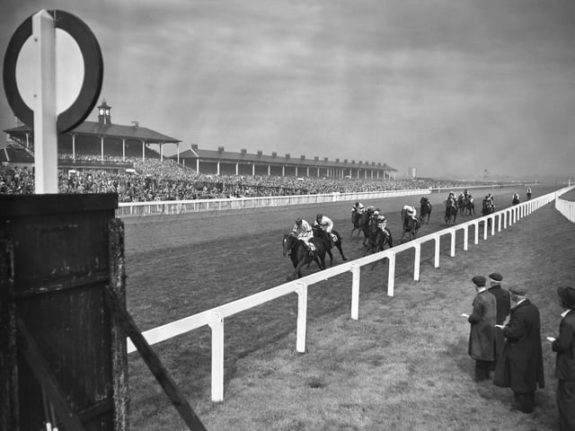 Ballymoss, ridden by Tommy Burns, winning the St Leger Stakes at Doncaster Racecourse, Yorkshire, September 14th 1957. (Photo by Evening Standard/Hulton Archive/Getty Images)