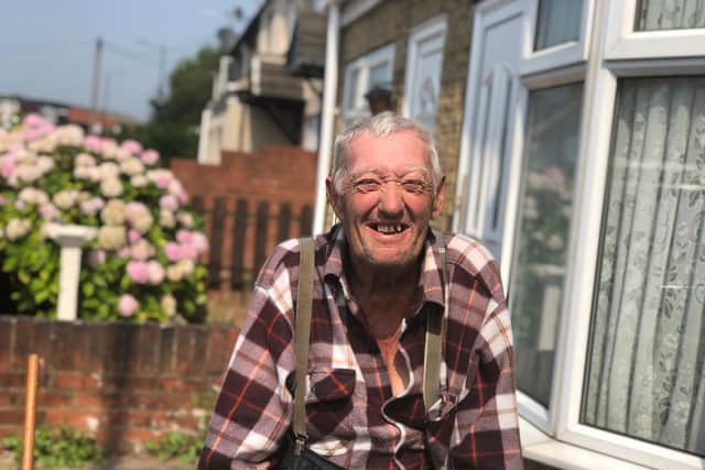 Jeffrey Breedon is having a new kitchen put in his home on Yarbrough Terrace. The money to do this has come from th South Yorkshire Community Foundation.
