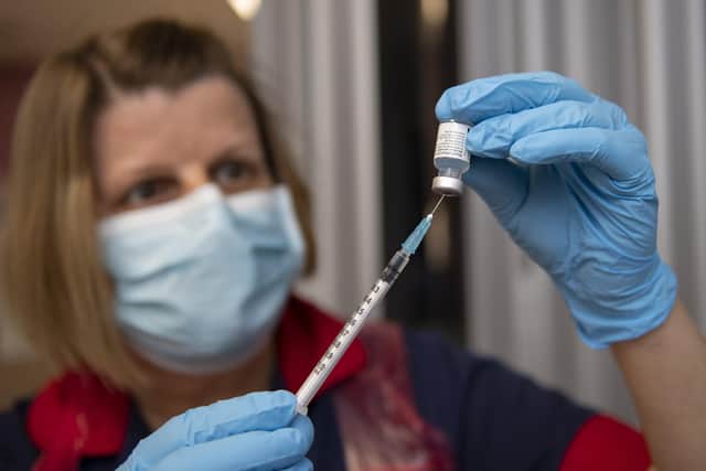 Around a quarter of adults in South Yorkshire and Bassetlaw have now been offered their first dose of Covid vaccine (pic: Daily Mirror/Andy Stenning)