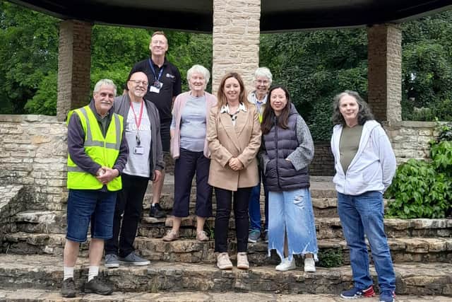 New Doncaster Central MP Sally Jameson visited Hexthorpe Flatts park to see the work of volunteers.