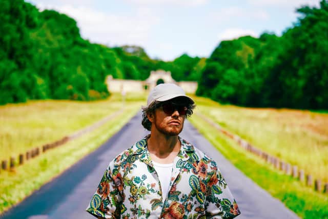 Doncaster singer -songwriter ADMT is to perform a free gig in Yorkshire for his fans.
