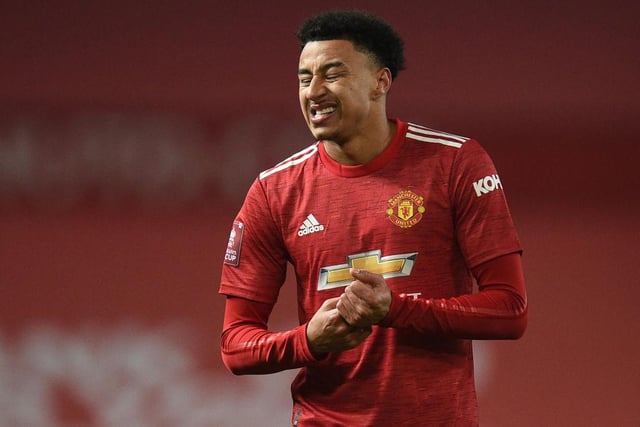 West Ham have paved the way for the loan signing of Manchester United midfielder Jesse Lingard by agreeing a permanent deal with Brentford for Said Benrahma. The Hammers will now announce Lingard has signed imminently. (talkSPORT)