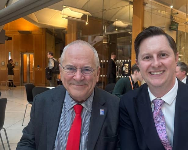 Doncaster MP Lee Pitcher has met with rail minister Lord Hendy