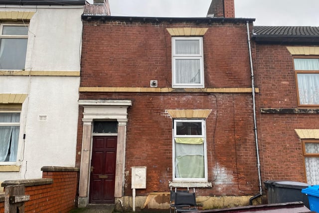 Large, three-bedroom, inner terrace in need of complete modernisation. Guide price: £60,000.